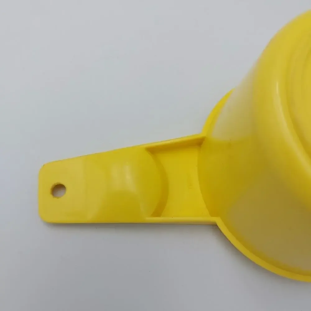 Tupperware Measuring 2/3 Cup Replacement Yellow #763‎ Kitchen Gadget